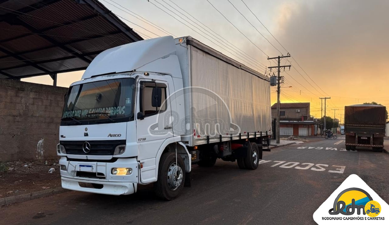 CAMINHAO MERCEDES-BENZ MB 1718 Baú Sider Cavalo 4x2 Rodomano Caminhões e Carretas RIO VERDE GOIAS GO